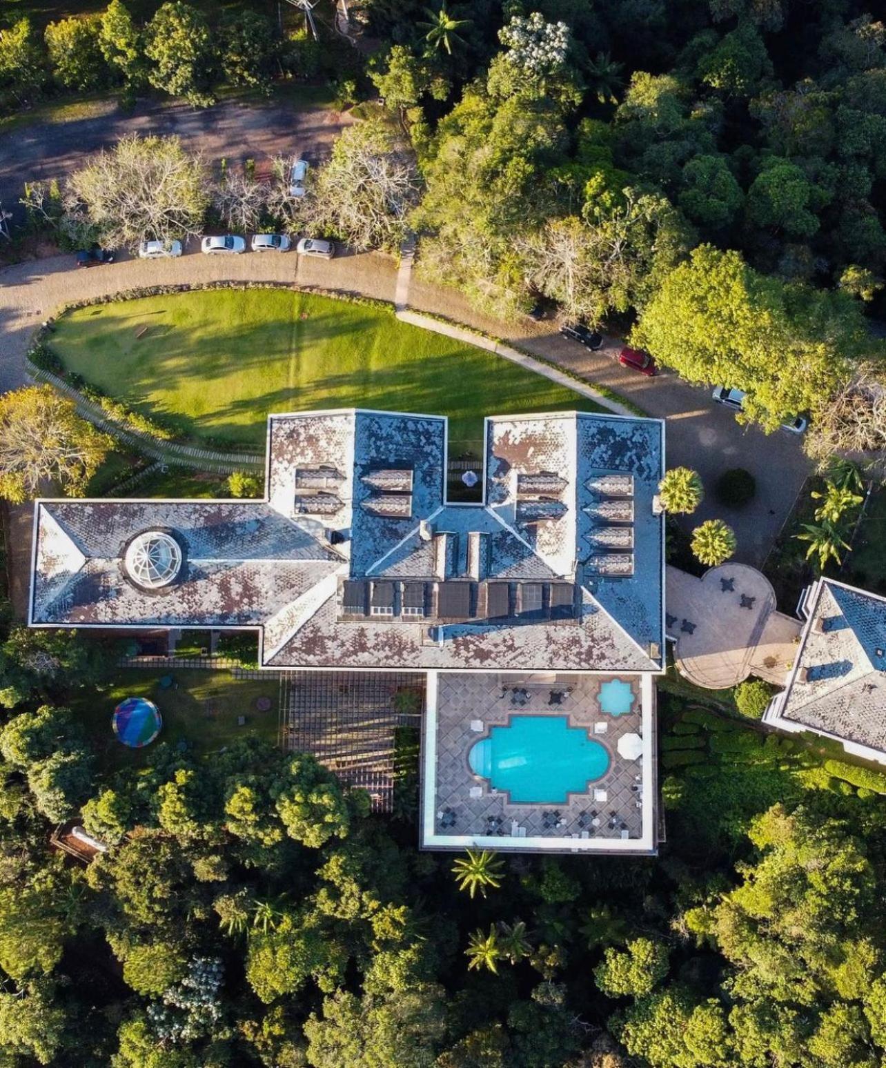 Aroso Paco Hotel Pedra Azul  Eksteriør bilde Aerial view of the house